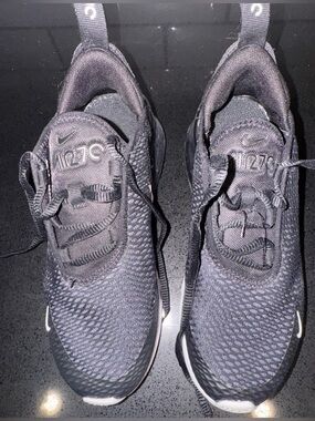 Nike Air Max 270 Triple Black Boy's Sneakers